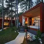 Theodosius Forest Village - Glamping In Valley 4* Vipava