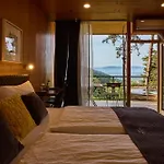 Frühstückspension Theodosius Forest Village - Glamping In Valley