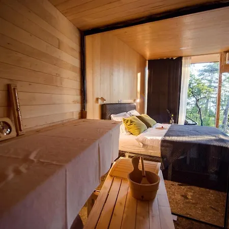 Theodosius Forest Village - Glamping In Valley