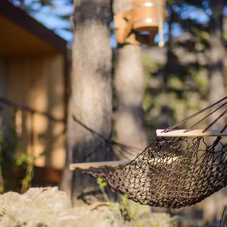 Theodosius Forest Village - Glamping In Valley 4* 비파바