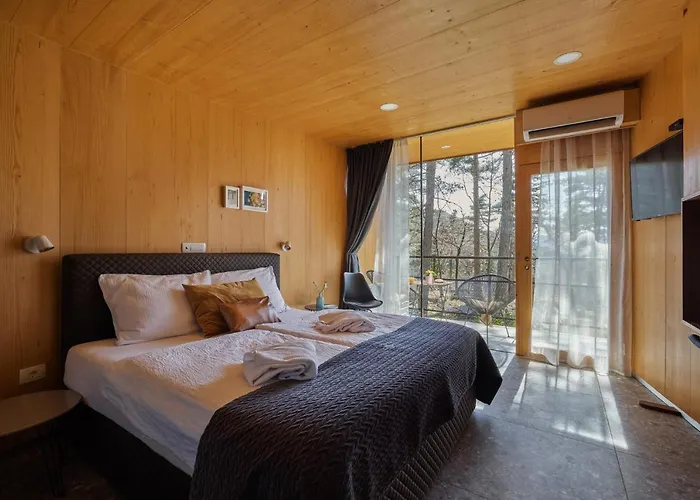 Theodosius Forest Village - Glamping In Valley 4* Vipava