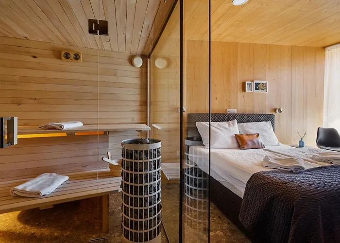 Theodosius Forest Village - Glamping In Valley Couette-café