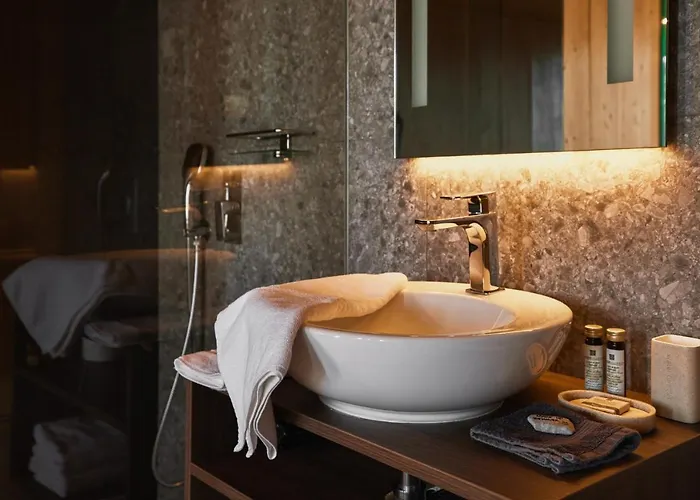 Theodosius Forest Village - Glamping In Valley 4*