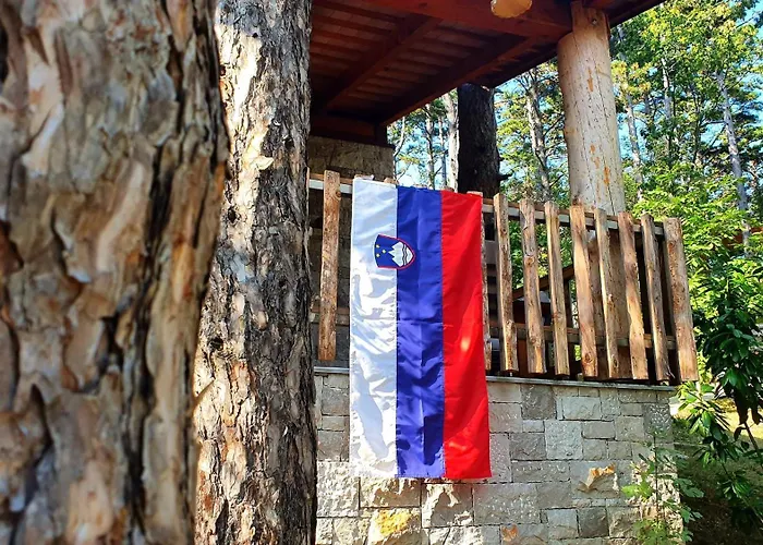 Theodosius Forest Village - Glamping In Valley Bed & Breakfast 4*