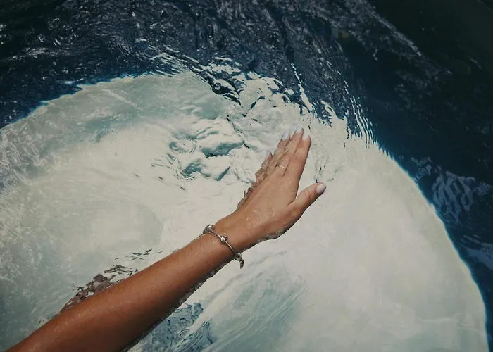 Theodosius Forest Village - Glamping In Valley