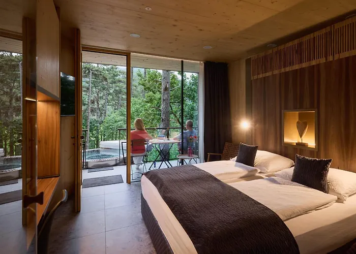 Theodosius Forest Village - Glamping In Valley Vipava